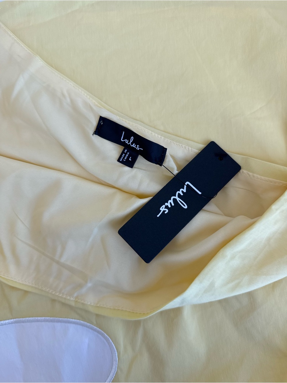 Lulu's One-Shoulder Lemon Mini Dress with White Daisy - Picture 9 of 12